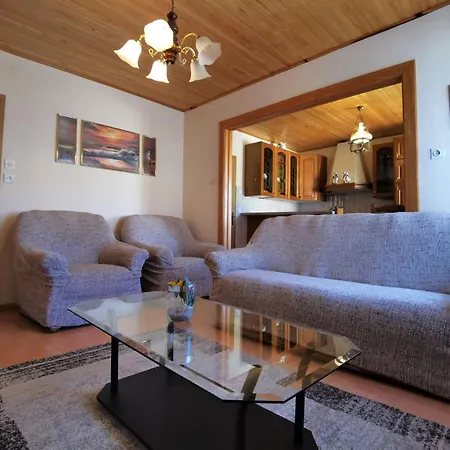 Nevenka By Interhome * Silo (Krk)