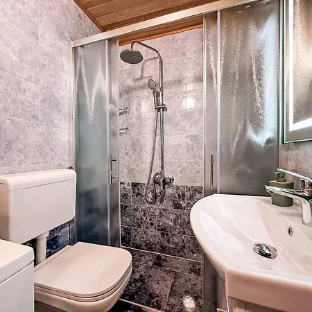 Nevenka By Interhome Apartment Šilo