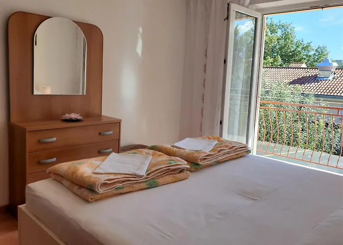 Nevenka By Interhome * Silo (Krk)