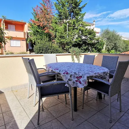 Nevenka By Interhome *