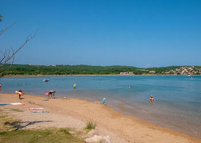 Nevenka By Interhome * Šilo